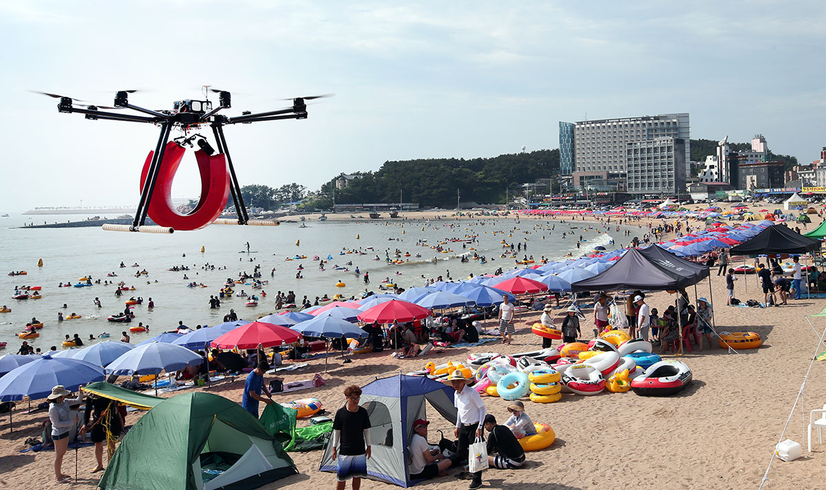 夏のバカンスシーズンには多くの人々が訪れる乙旺里・旺山海水浴場